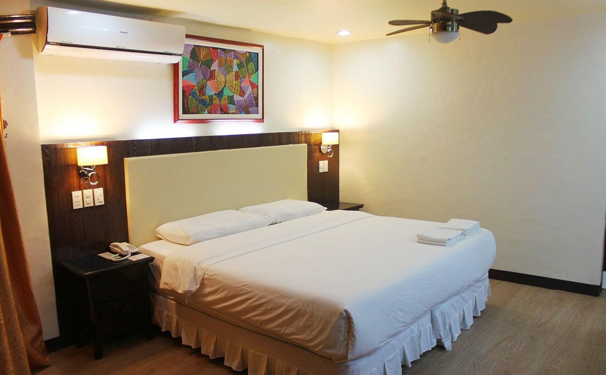 Lost Horizon Beach Dive Resort Bohol Extérieur photo