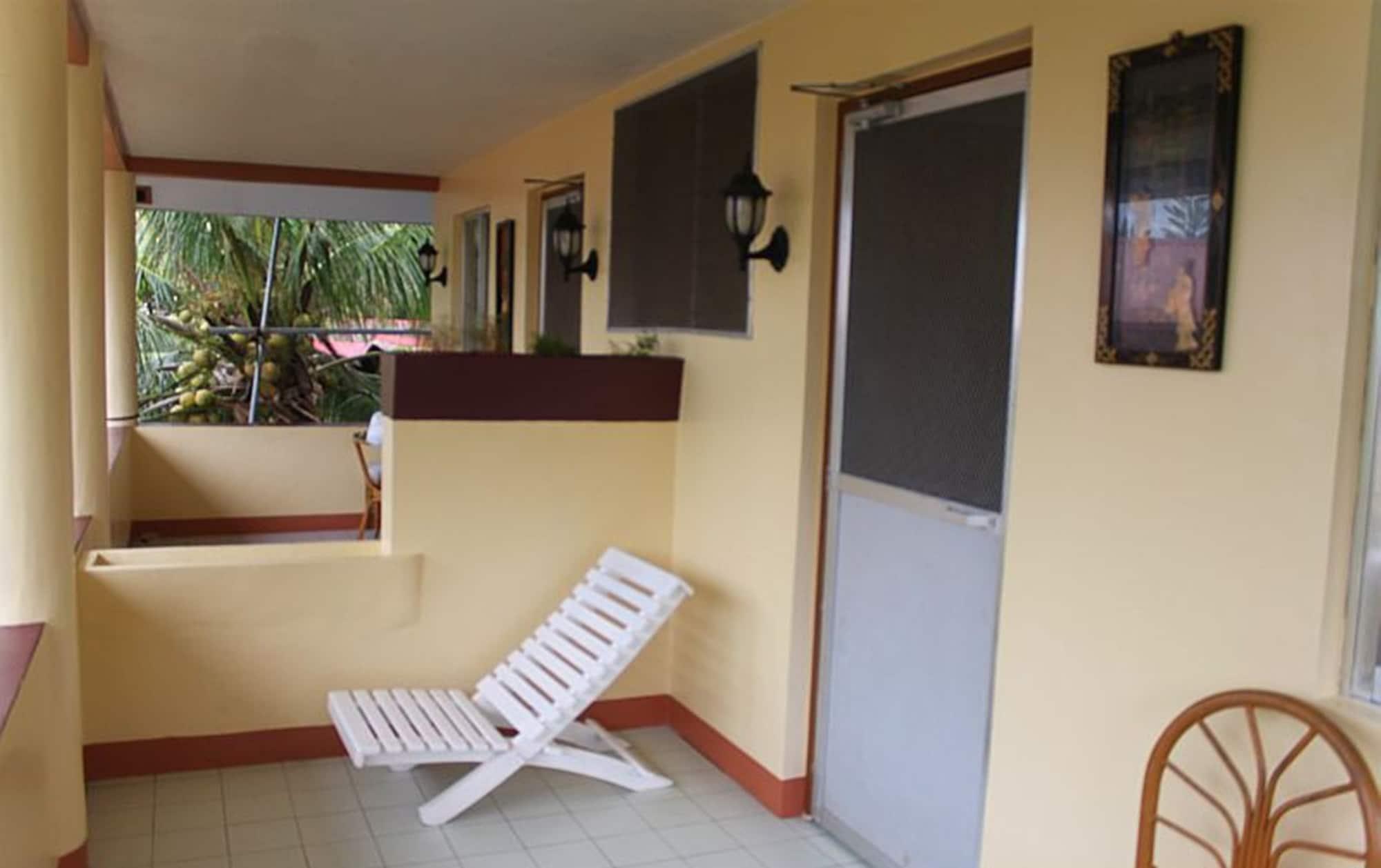 Lost Horizon Beach Dive Resort Bohol Extérieur photo