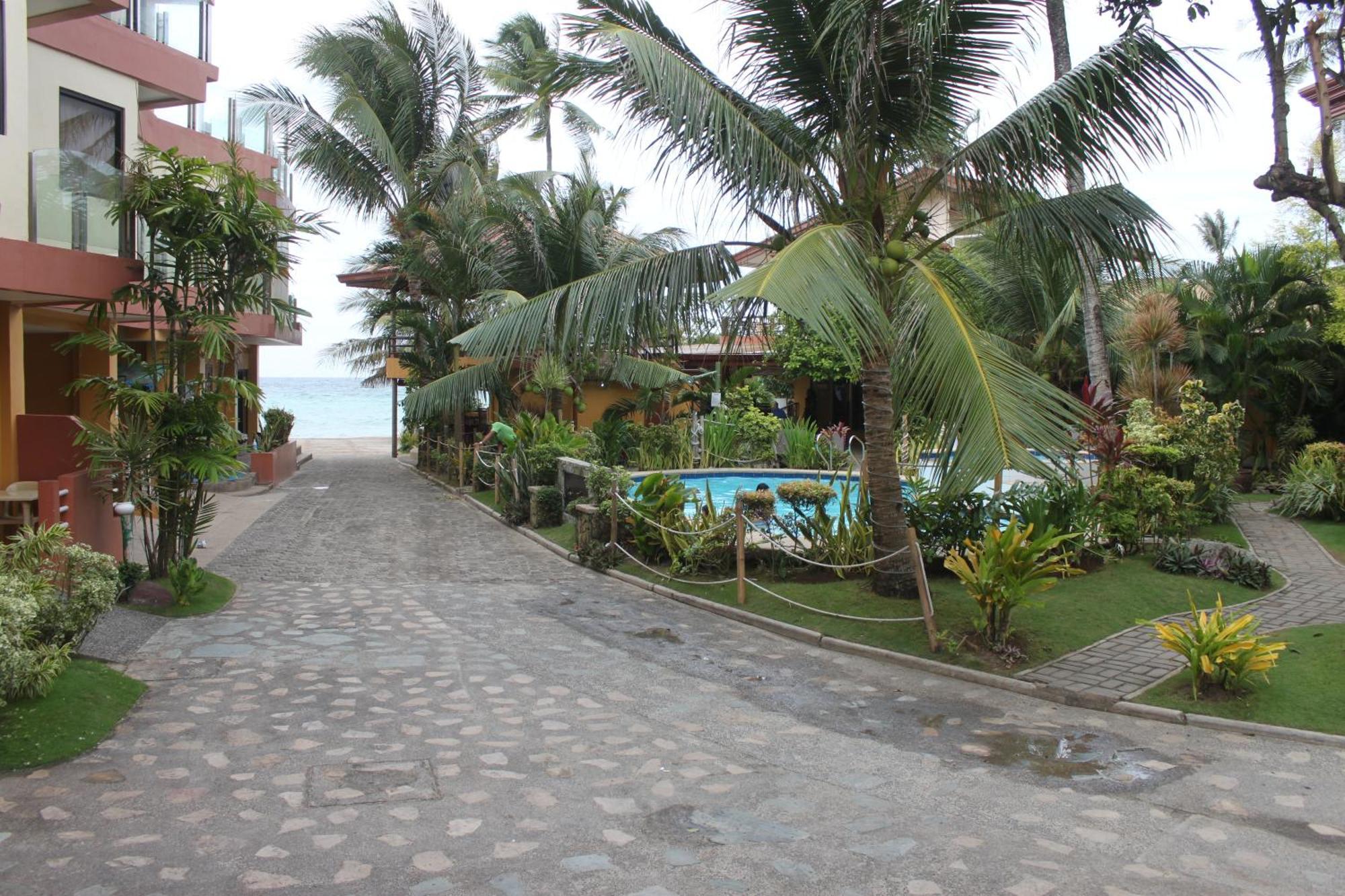 Lost Horizon Beach Dive Resort Bohol Extérieur photo